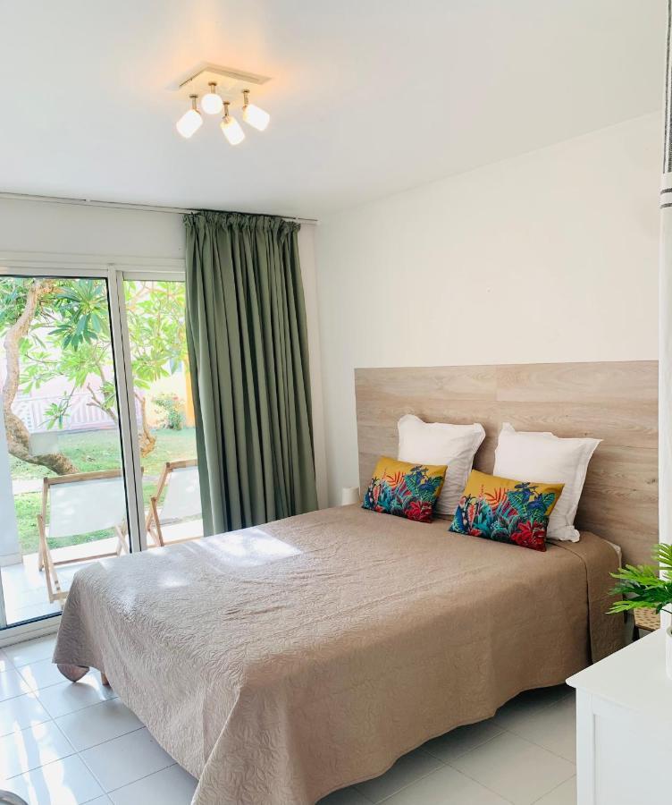 Superbe Studio Ultra COSY à 2 min de la PLAGE Sainte-Anne Exterior foto